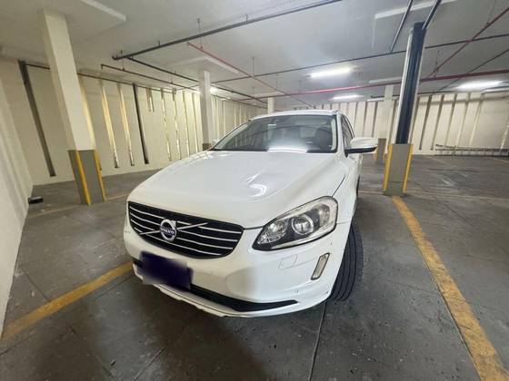 VOLVO XC60 2.0 T5 COMFORT FWD TURBO GASOLINA 4P AUTOMÁTICO VOLVO XC60 2.0 T5 COMFORT FWD TURBO GASOLINA 4P AUTOMÁTICO